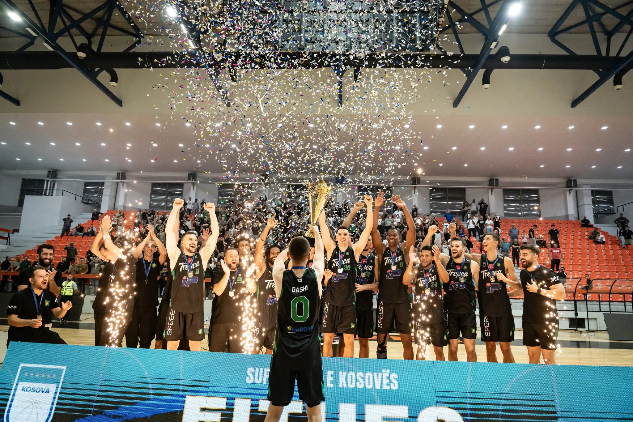 Pamje nga finalja e Superkupës mes Sigal Prishtinës dhe Trepçës